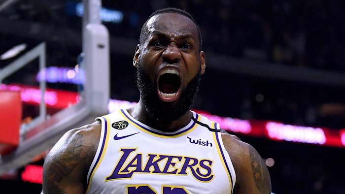 cd2d7d84-bae0-4111-bbab-020bcf0c933a-2020-03-08_LeBron